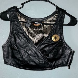 Harley Davidson genuine leather cropped vest ✨